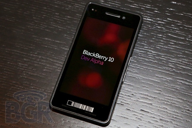 BlackBerry 10 Dev Alpha praktični